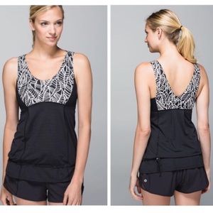 Lululemon Banana Leaf Hustle Bustle Sport Tank Top